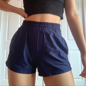 Aritzia Navy “The Constant” Alwin Short